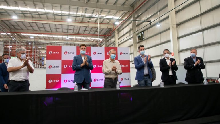 San Francisco sumará 400 nuevos puestos de trabajo tras la firma de convenio entre Nissan Argentina e Industrias Lear Argentina SRL
