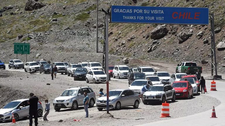 Tras 11 días cerrado, Chile abre el paso Libertadores por Mendoza al turismo