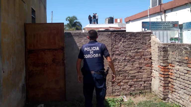 Joven fue detenido robando cables