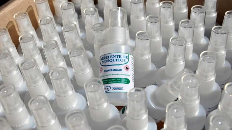 Prevención del Dengue: el Municipio fabrica y entrega repelentes de manera gratuita