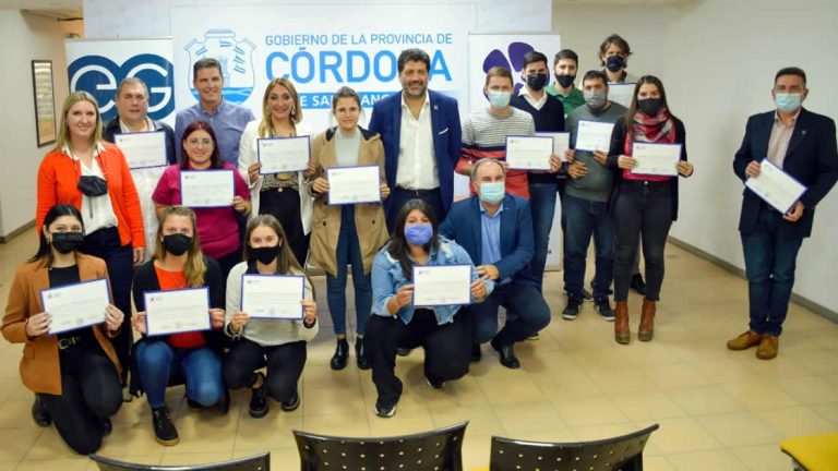 CRES: Se entregaron los certificados del Diplomado en Periodismo Deportivo