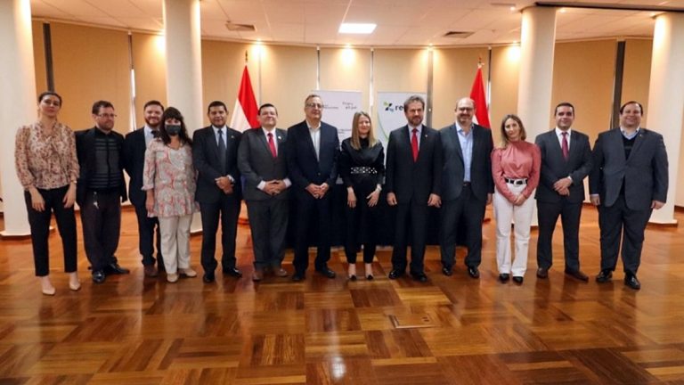 Córdoba estrecha vínculos de cooperación con Paraguay