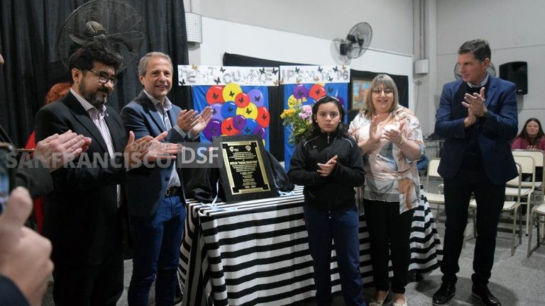 Bernarte participó del acto por el 70 aniversario de la Escuela Bailón Sosa