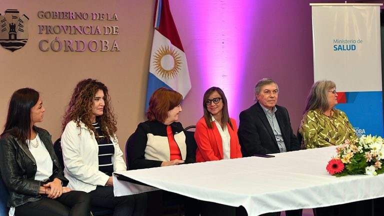 Se amplió el programa de protección de la embarazada y su bebé
