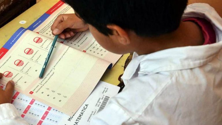 Estudiantes cordobeses responden las Pruebas Pisa este lunes