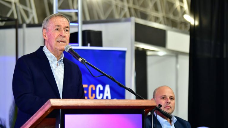 Schiaretti dijo que Córdoba tiene todo para afrontar los nuevos desafíos tecnológicos