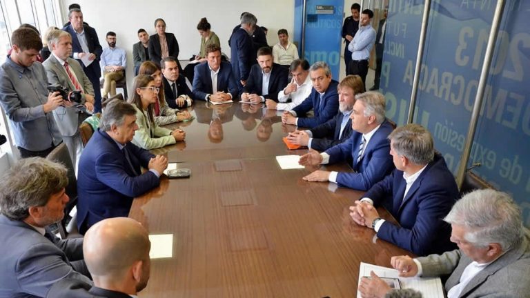 Con García Aresca y Llaryora, Diputados piden tratar «urgente» subsidios para transporte