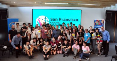 En el Día Internacional de las Ciudades Educadoras se realizó el último encuentro del Foro de Estudiantes Secundarios En el Día Internacional de las Ciudades Educadoras se realizó el último encuentro del Foro de Estudiantes Secundarios