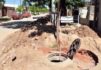 Para avanzar hacia el 100% de cloacas, la Municipalidad impulsa obras de cloacas en Brisas del Sur y barrio San Francisco