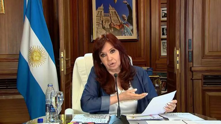 Cristina Kirchner ha elegido victimizarse en lugar de asumir la responsabilidad por sus actos