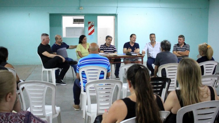 Se llevó a cabo una reunión informativa para que 30 familias accedan a Escrituras Sociales