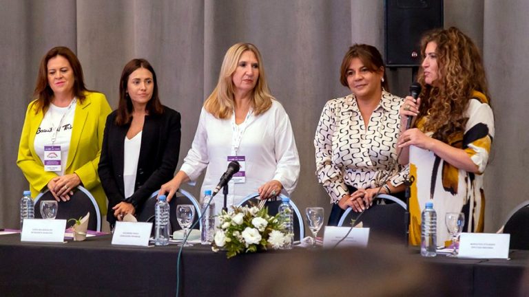 Impulsan la creación de una red latinoamericana de parlamentarias y alcaldesas