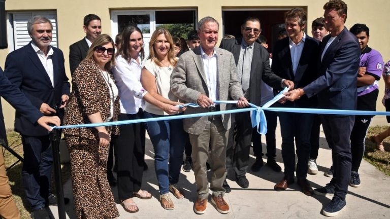Quebracho Herrado: Schiaretti inauguró el ciclo lectivo 2023