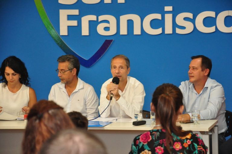 Se entregaron 12 escrituras sociales