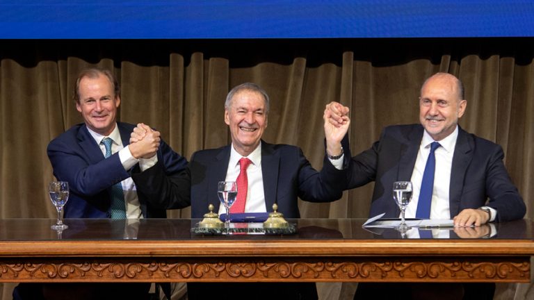 Schiaretti, Perotti y Bordet coincidieron en la necesidad de un país federal y productivo