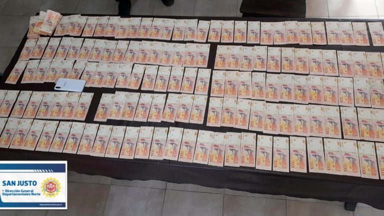 Recuperaron dinero que habían hurtado en una vivienda de Porteña