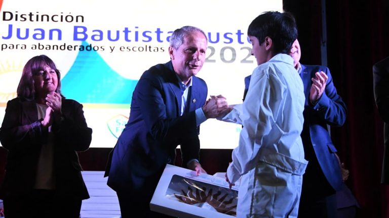Se entregaron las distinciones «Juan Bautista Bustos»
