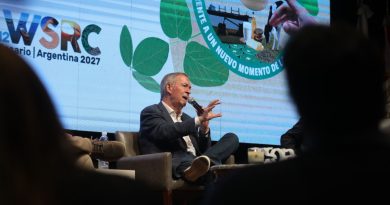 Schiaretti: “Vamos a defender al complejo agroalimentario con uñas y dientes, como hacemos en Córdoba”
