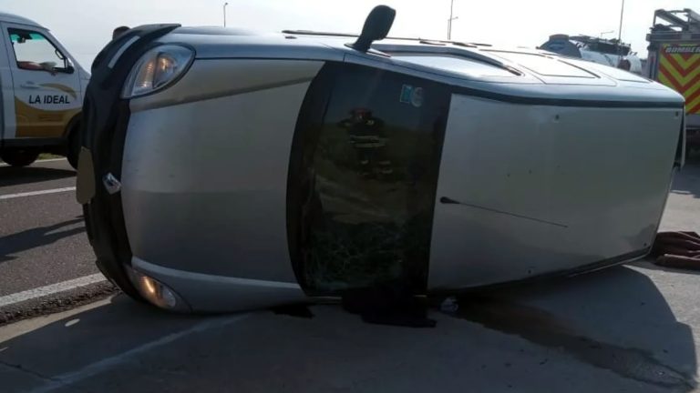 Una herida en vuelco de auto en el acceso a Josefina