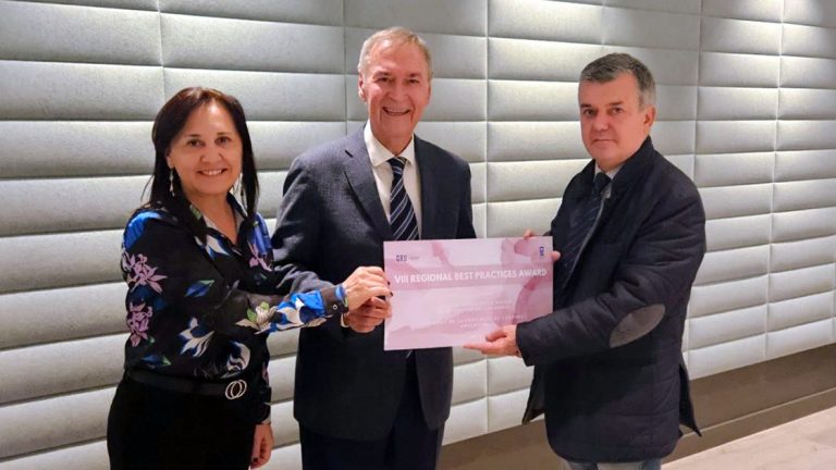 En España, la Provincia fue reconocida con el Premio de Buenas Prácticas de Oru Fogar y PNUD