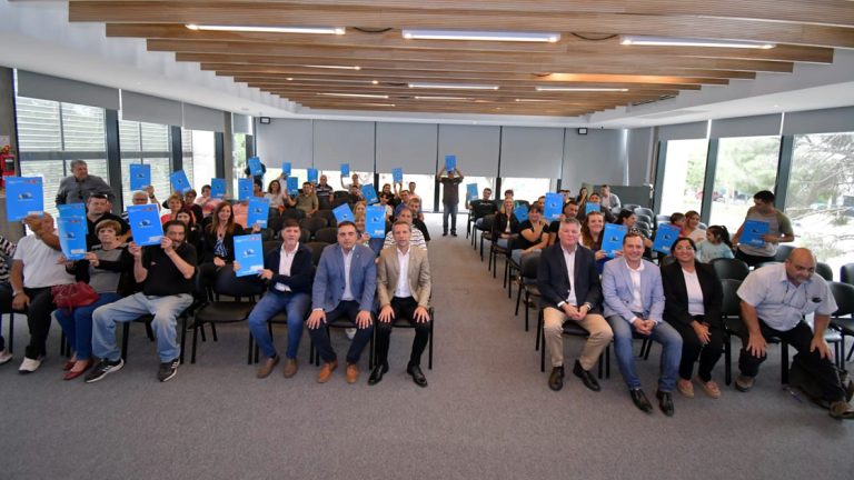 Se entregaron 41 nuevas escrituras sociales