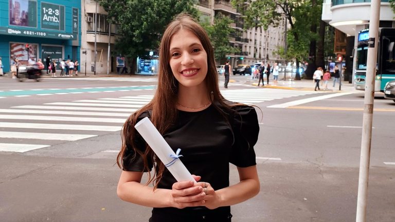 Graduada de UTN San Francisco fue reconocida como una de las mejores egresadas de Ingeniería en el país