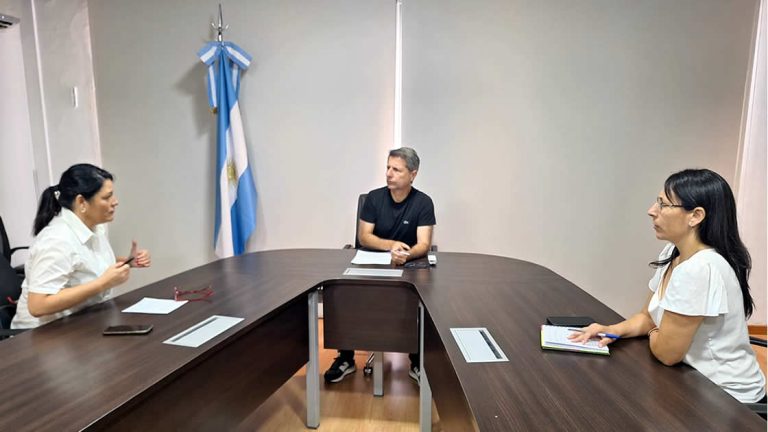 El intendente Bernarte se reunió con Elisa Carrizo, nueva directora del Hospital Iturraspe