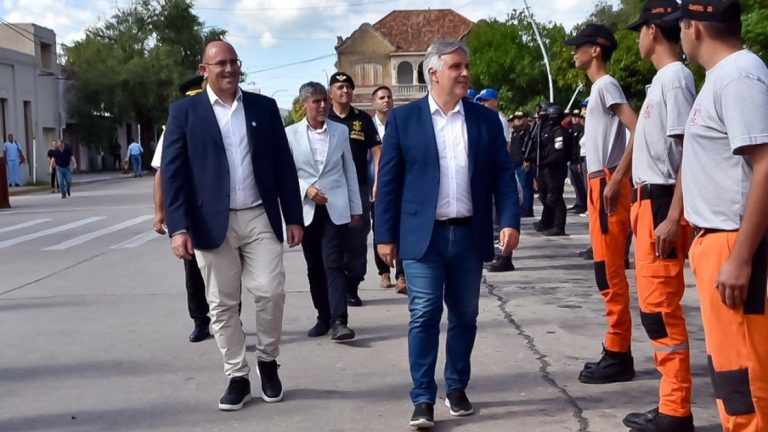 Llaryora presentó en Villa Dolores el operativo de seguridad “Verano junto a Vos”