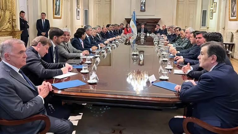 Milei anunció que convocará a los gobernadores para un diálogo federal