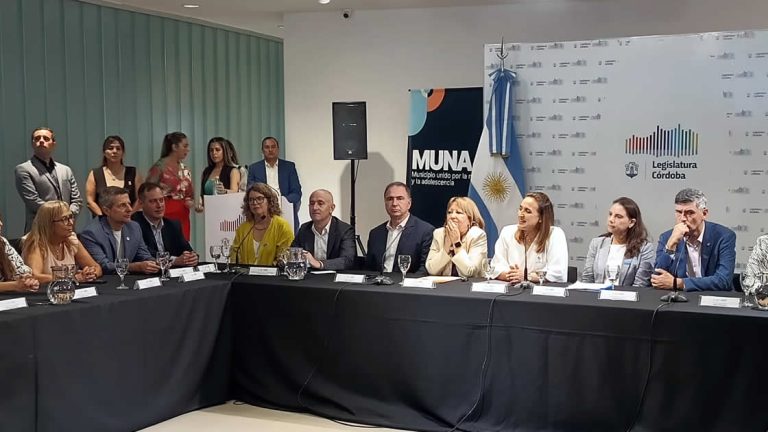 Bernarte participó de la presentación de las líneas de trabajo 2024 para municipio MUNA