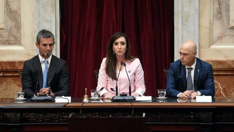 Villarruel confirmó que las dietas de los senadores seguirán congeladas hasta el 31 de marzo