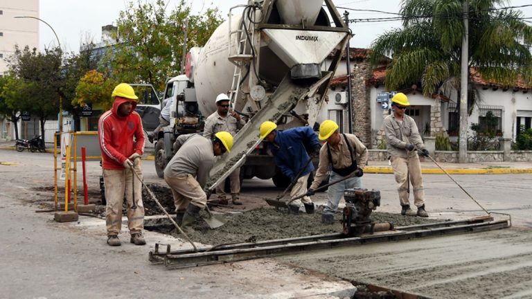 Continúa la primera etapa del Plan Integral de Bacheo 2024