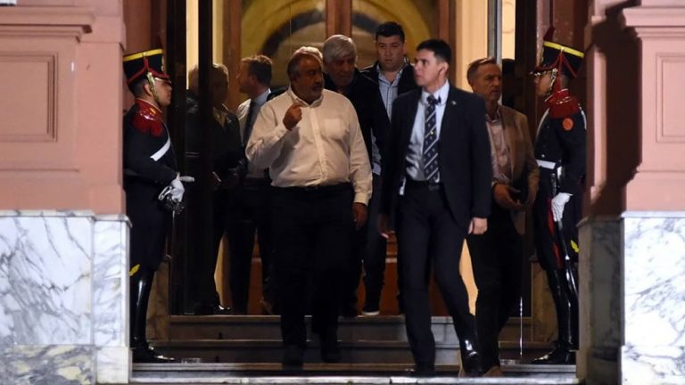 El Gobierno aceptó negociar con la CGT cómo será la nueva reforma laboral