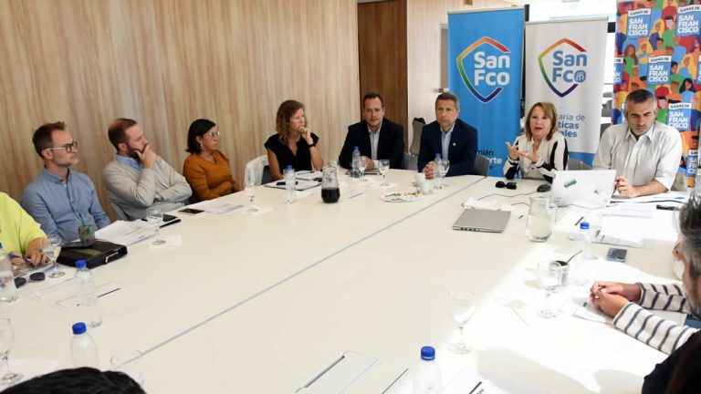 Bernarte encabezó reunión de la Red MUNA en la ciudad