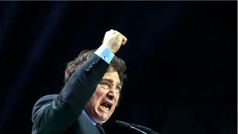 Aflojá un cambio, Javi