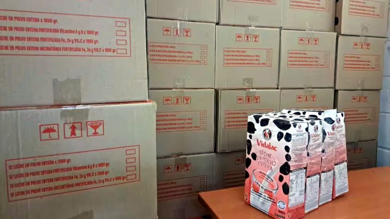 Llegan a Córdoba 34 mil kilos de leche en polvo
