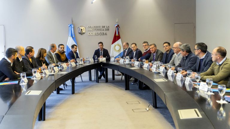 La Provincia aumenta los recursos que destina a municipios y comunas