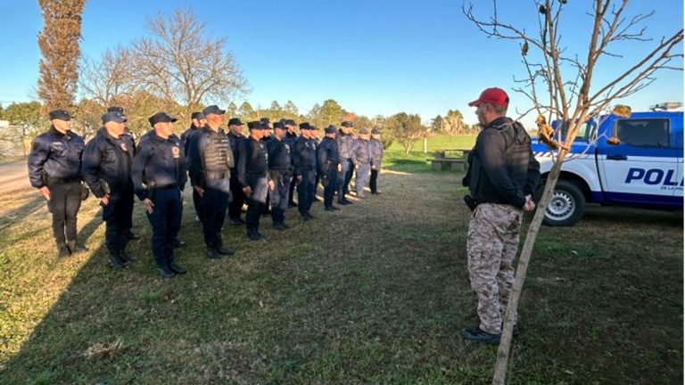 Freyre: Capacitan a policías para el manejo de escopetas