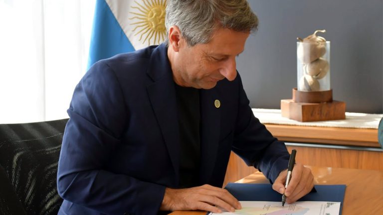 Damián Bernarte inaugura el período 2025 de sesiones del Concejo Deliberante con importantes anuncios