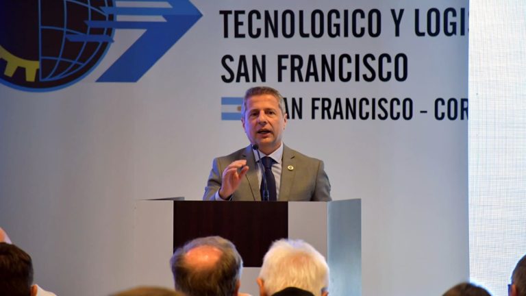 Se realizó el Primer Coloquio Empresarial de San Francisco destacando la importancia del comercio exterior