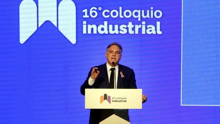 Llaryora reivindicó el modelo cordobés sustentado en el superávit fiscal y en una alianza estratégica con el sector privado y las universidades