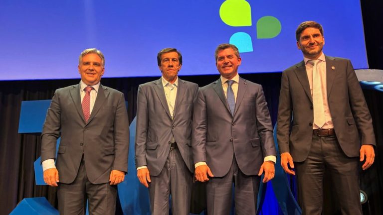 Llaryora: «Argentina crecerá con la industria, nunca sin industria y menos contra la industria»