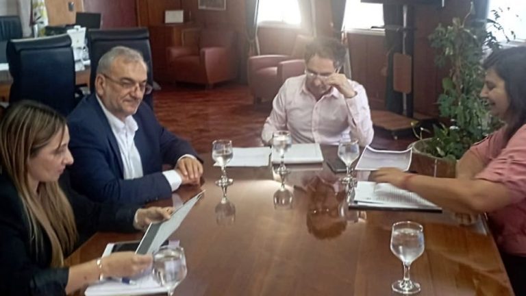 Calvo y Sicardi gestionan terrenos para el desarrollo industrial en Josefina