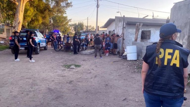 Con presencia federal, hubo allanamientos múltiples en Frontera