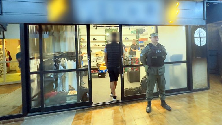 Allanamientos simultáneos de Gendarmería en la ciudad