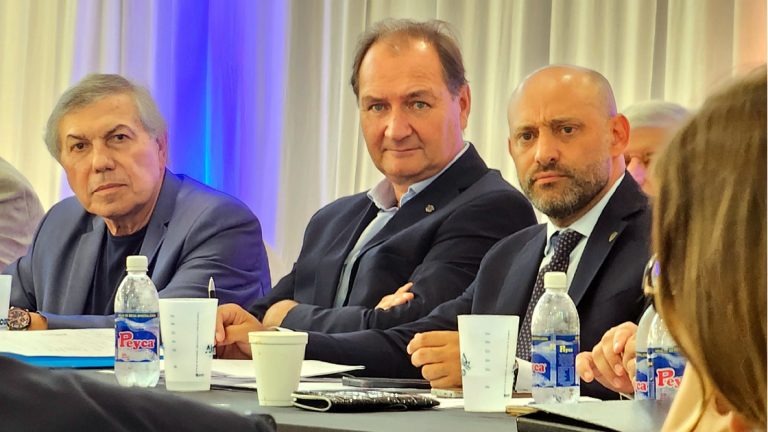 La Región Centro pedirá participar en la definición de la nueva licitación de la hidrovía