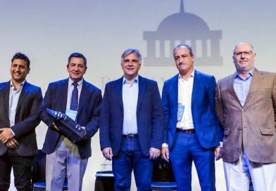 Llaryora participó en la conferencia organizada por el Parlamento y Fe Internacional