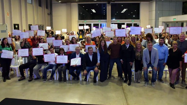 Entregaron certificados de la Diplomatura en Acompañantes Comunitarias Contra la Violencia de Género