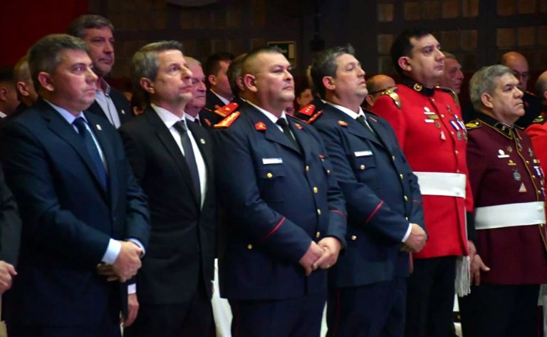 Bernarte participó de los actos por el 88° aniversario de Bomberos Voluntarios