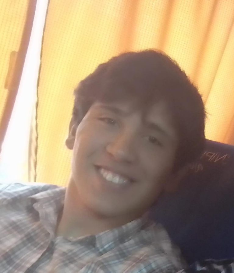 Solicitan paradero de un joven de la ciudad